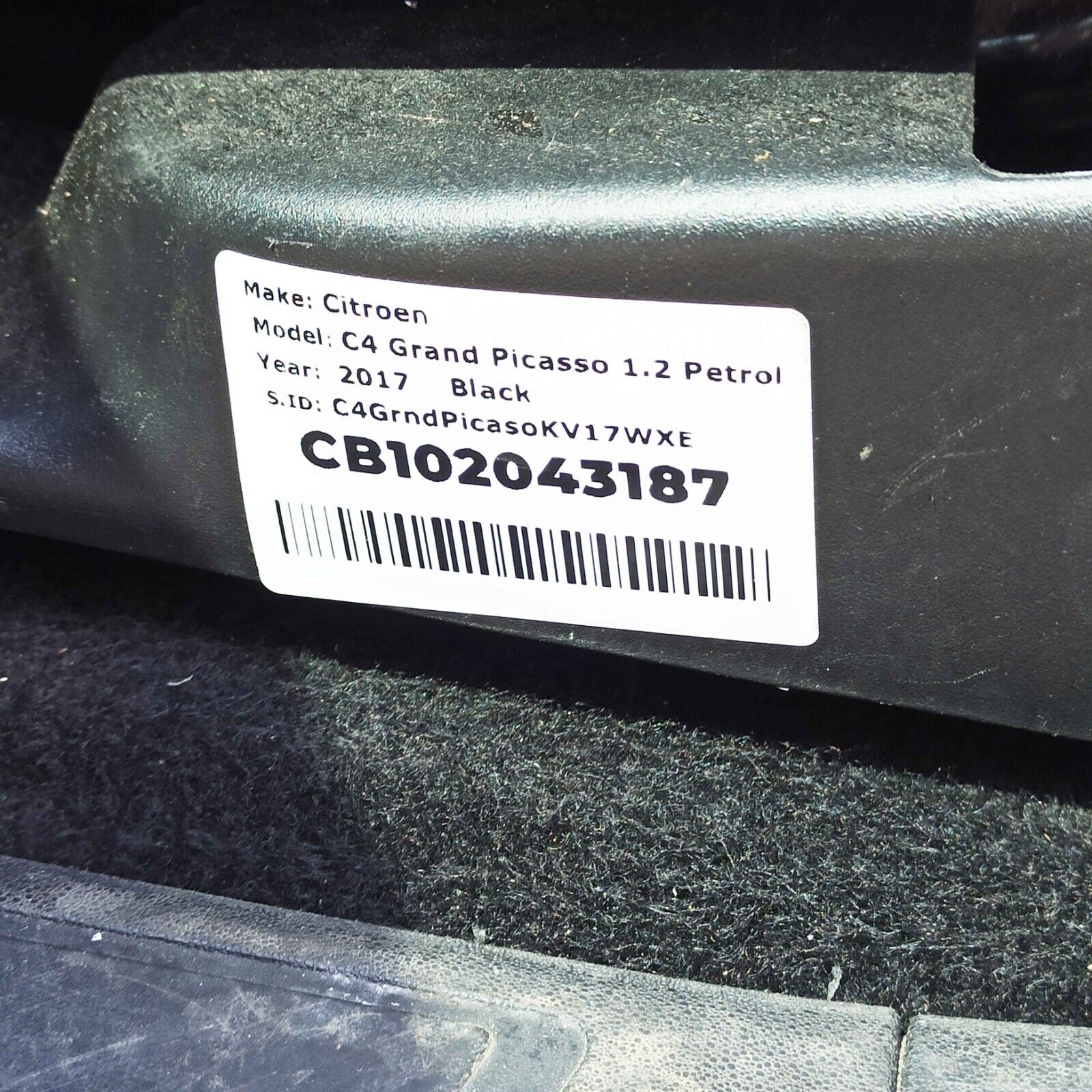 Citroen C4 Grand Picasso 2017 - 2020 Left Side Seat 2nd Middle Row Half Leather - Image 5