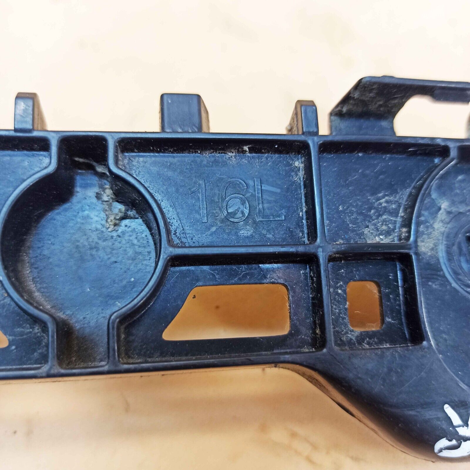 Toyota Corolla 2018-2022 Hybrid 1.8L Rear Left Side Bumper Bracket