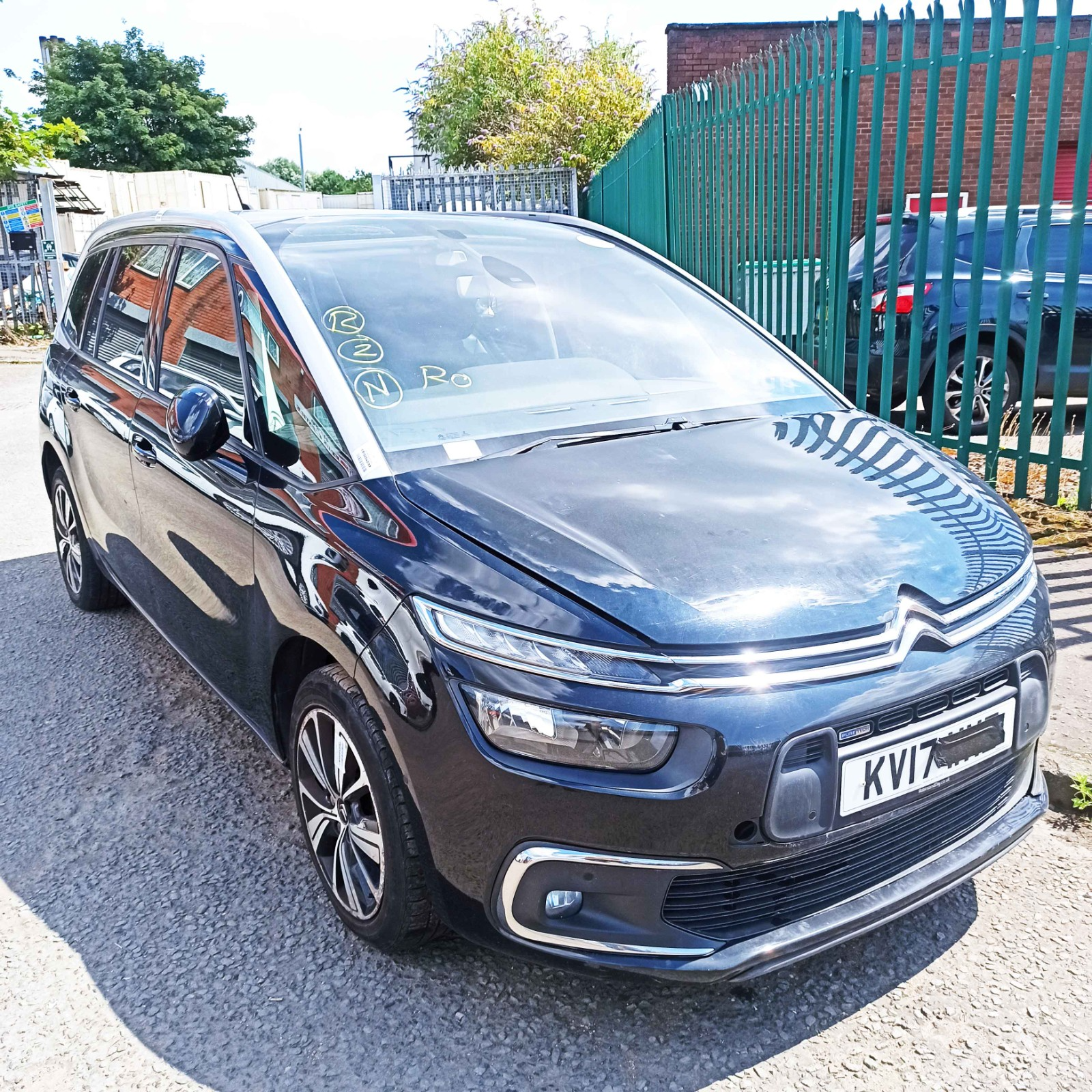 Citroen C4 Grand Picasso 2017 - 2020 Left Side Seat 2nd Middle Row Half Leather - Image 6