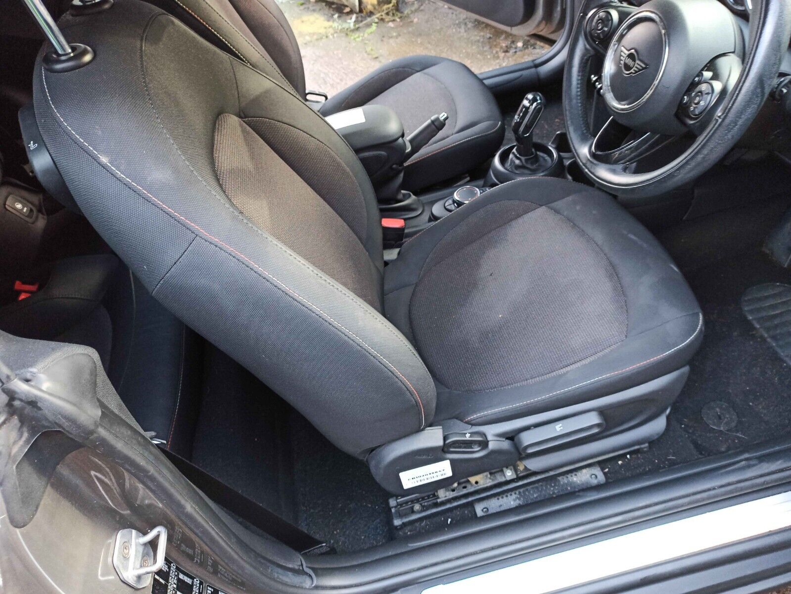 Mini Cooper F57 2019-2023 Convertible Front Seat Right Driver Side OEM