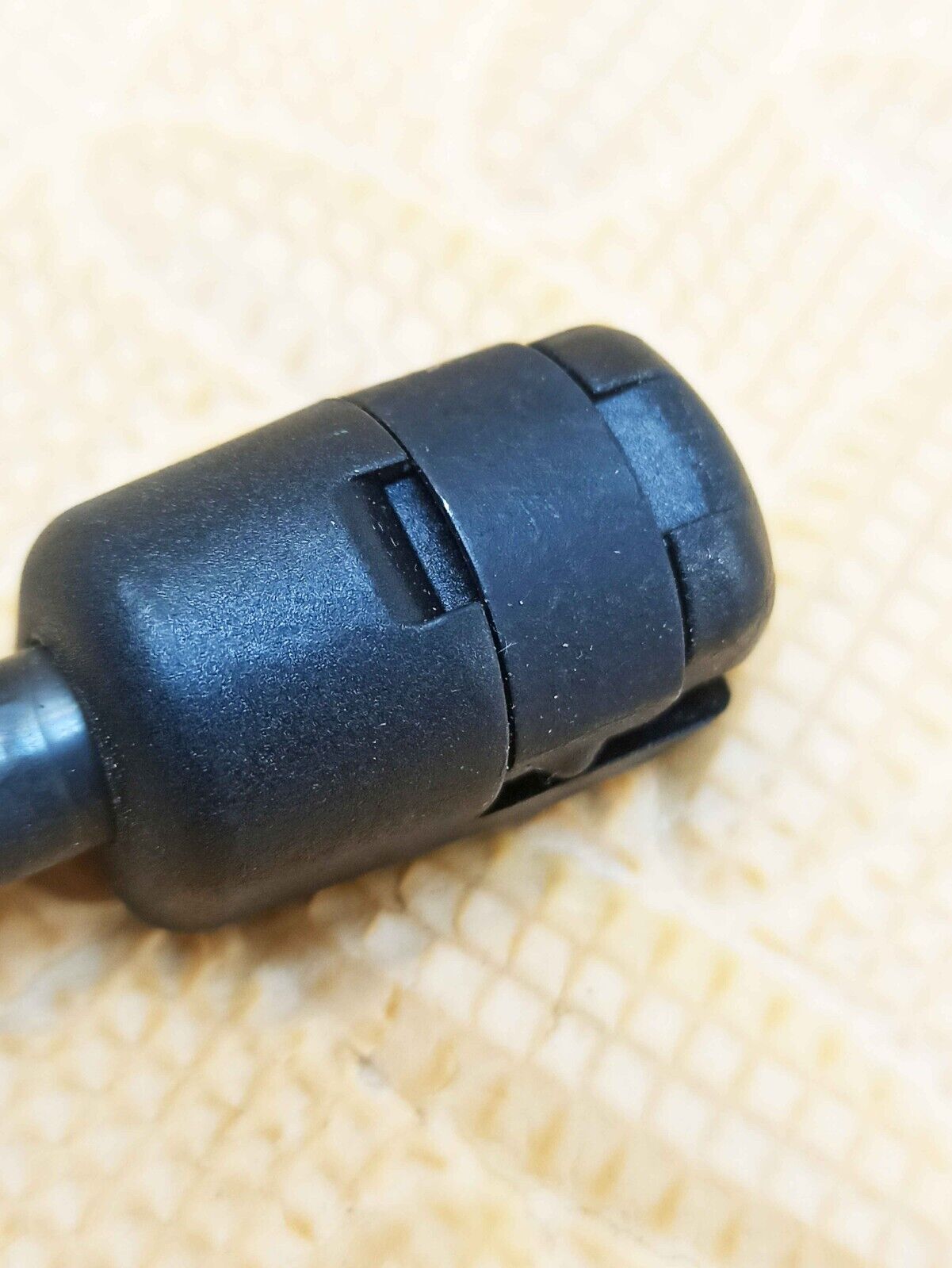 Suzuki Swift MK3 2017-2024 Rear Tailgate Strut 81860-52R01 Left Side OEM - Image 7