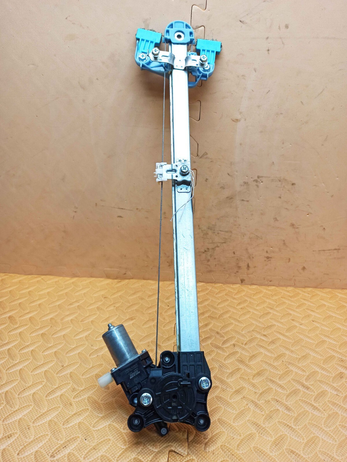 Suzuki Swift MK3 2017-2024 Front Left Window Regulator With Motor 83430-52R00