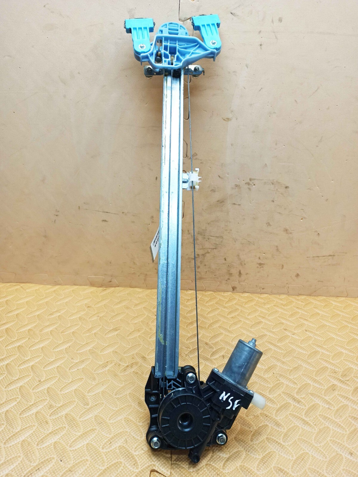 Suzuki Swift MK3 2017-2024 Front Left Window Regulator With Motor 83430-52R00 - Image 5