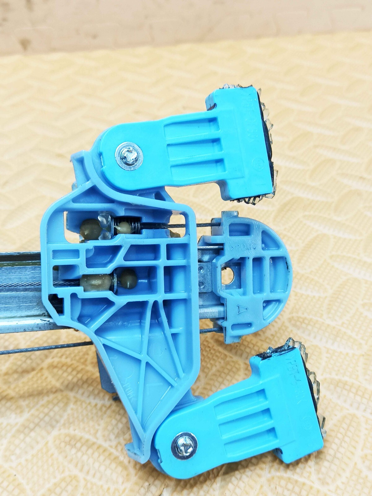 Suzuki Swift MK3 2017-2024 Front Left Window Regulator With Motor 83430-52R00 - Image 10