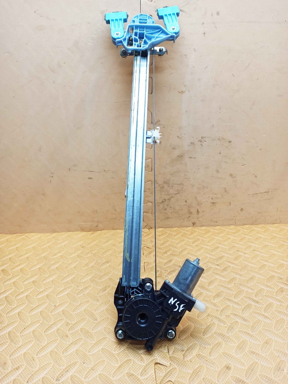 Suzuki Swift MK3 2017-2024 Front Left Window Regulator With Motor 83430-52R00 - Image 12