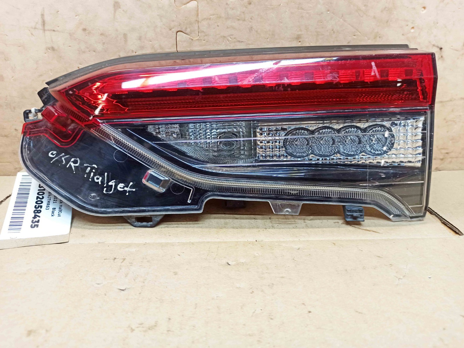 Toyota Rav4 MK5 Hybrid 2019-2025 Inner Tailgate Taillight Light Right Side Rear