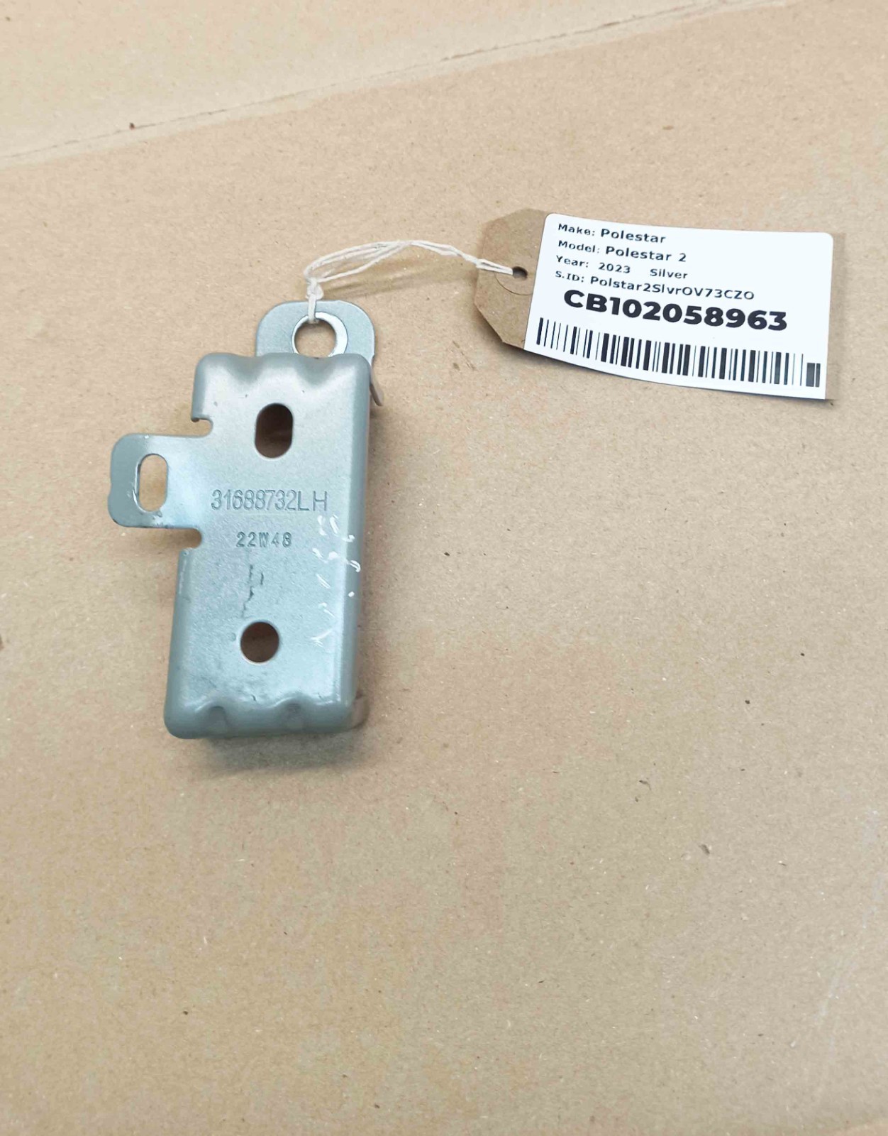 Polestar 2 FWD 2020-2025 Fenders Bonnet Holder Left Side Front 31688732