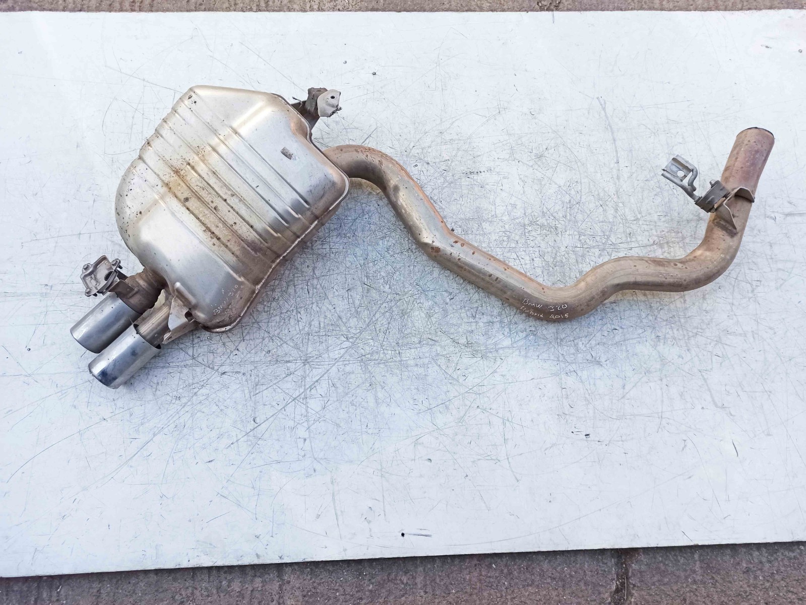 BMW F30 330e 2016-2018 Hybrid Petrol 1998 cc Exhaust Muffler 10218010 6 BMW F30 330e 2016-2018 Hybrid Petrol 1998 cc Exhaust Muffler 10218010 - Image 6