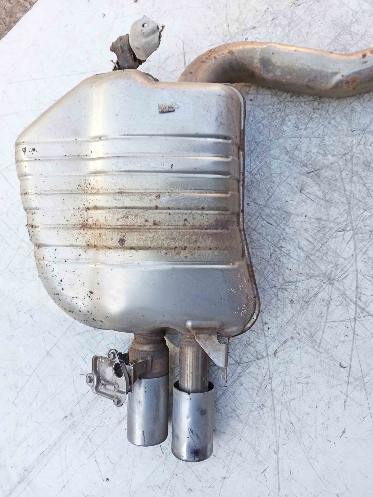 BMW F30 330e 2016-2018 Hybrid Petrol 1998 cc Exhaust Muffler 10218010 10 BMW F30 330e 2016-2018 Hybrid Petrol 1998 cc Exhaust Muffler 10218010 - Image 10