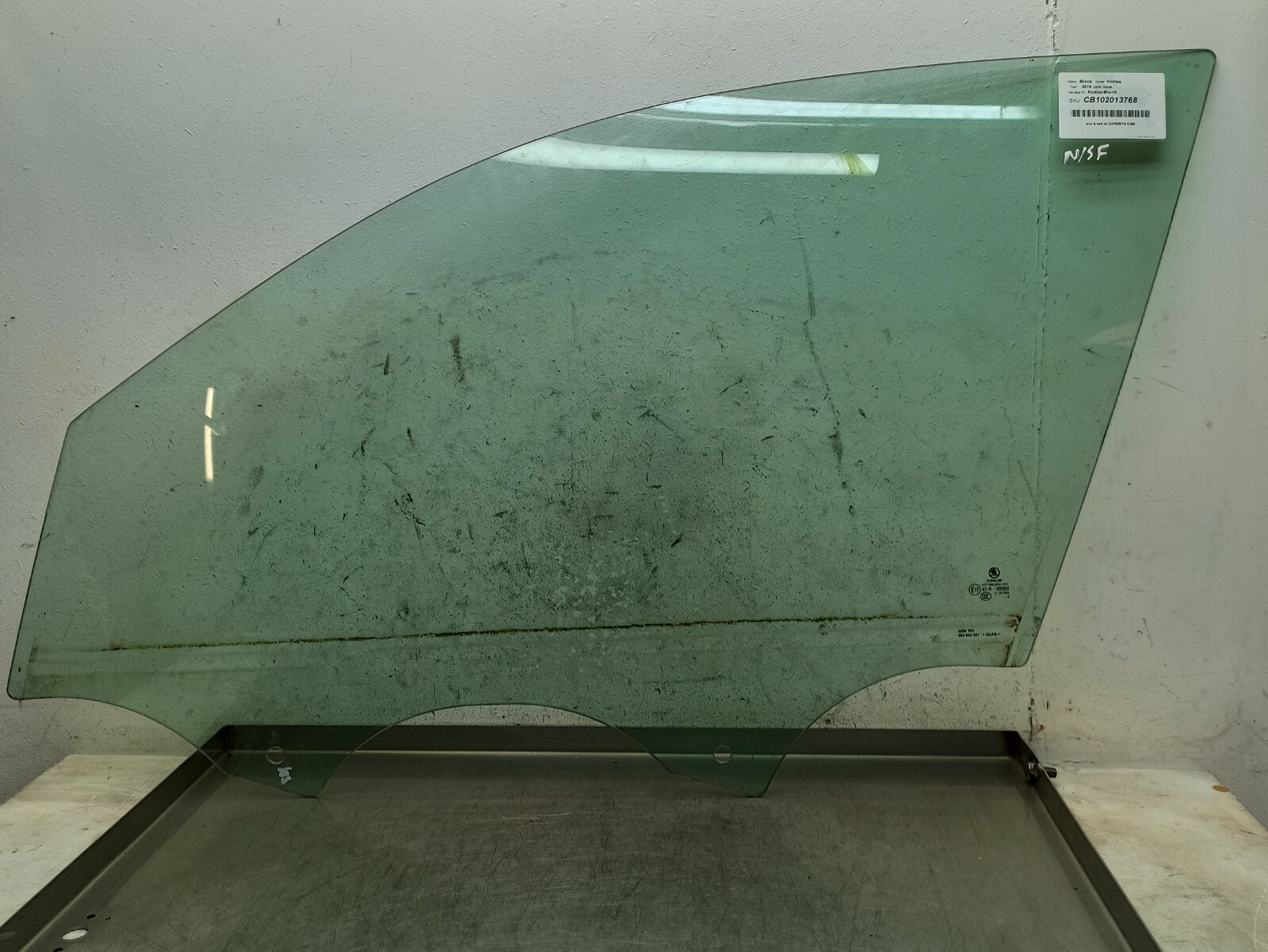 Skoda Kodiaq 2017-2021 Passenger Side Front Door Glass Window 43R-00098 3 Skoda Kodiaq 2017-2021 Passenger Side Front Door Glass Window 43R-00098 - Image 3