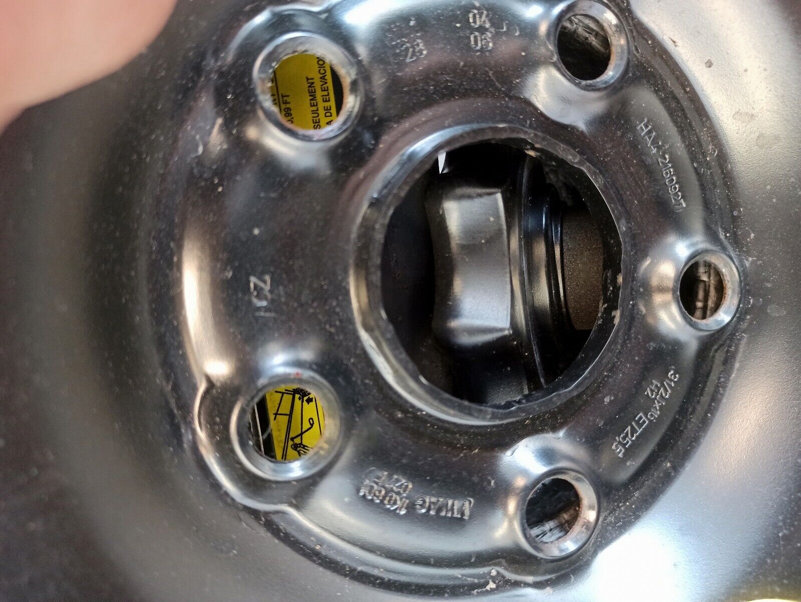 2007 VW Golf 16 Inch Spare wheel And Jack Kit T125/70D16 96M - Image 8