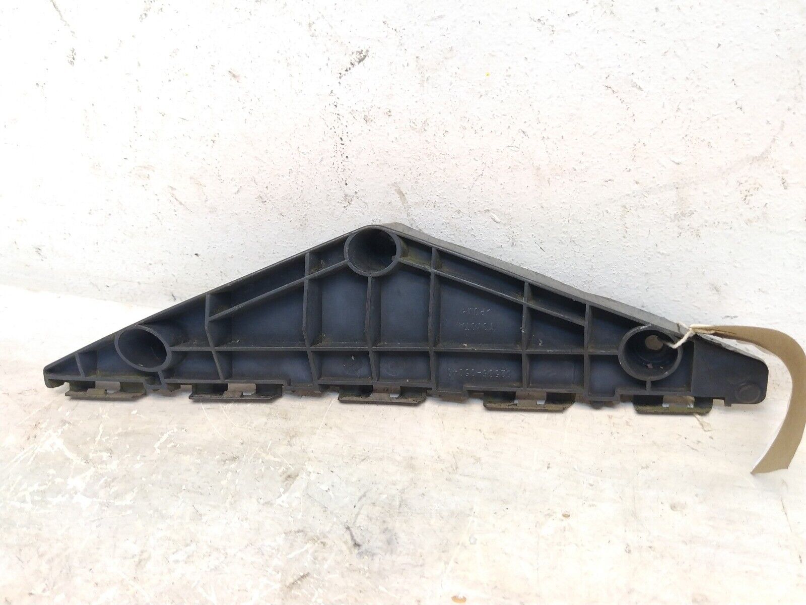 Toyota Avensis 2009-2013 2.0 Diesel Passenger Side Bumper Retainer 52536-05040