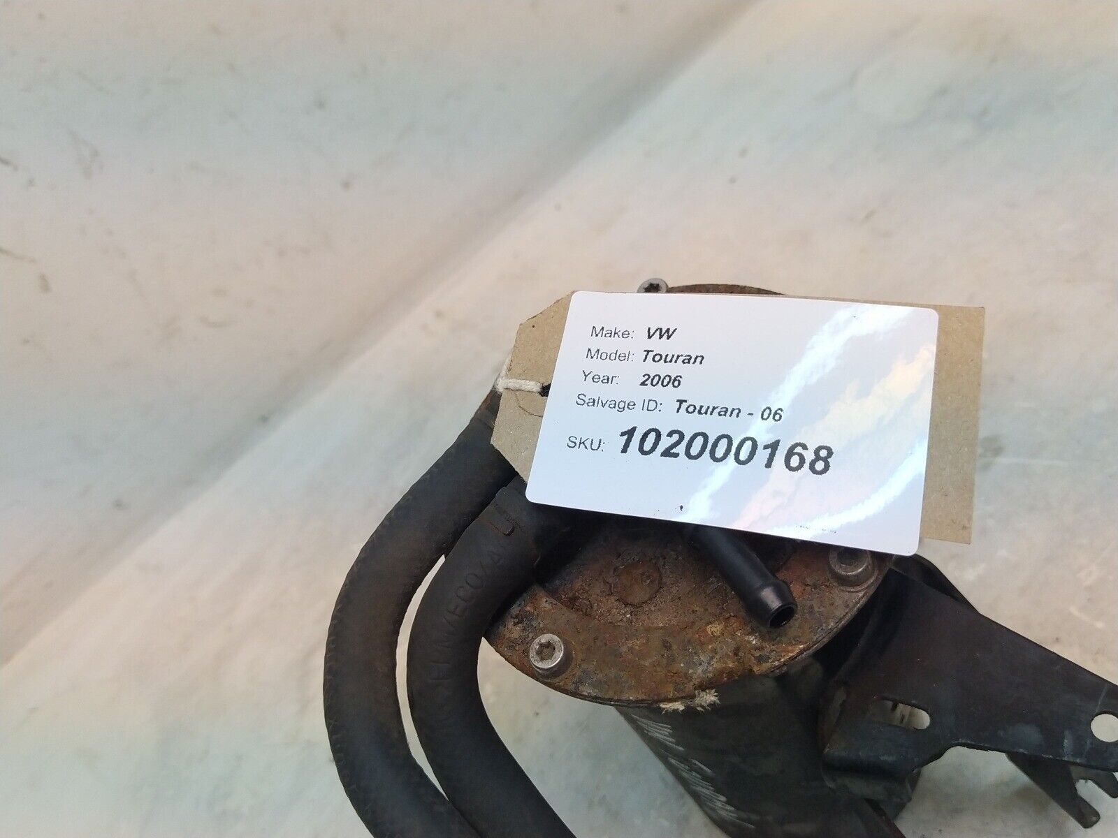 VW Touran 2003-2006 BKD 2.0 Fuel Filter housing 3C0127400B Diesel - Image 8