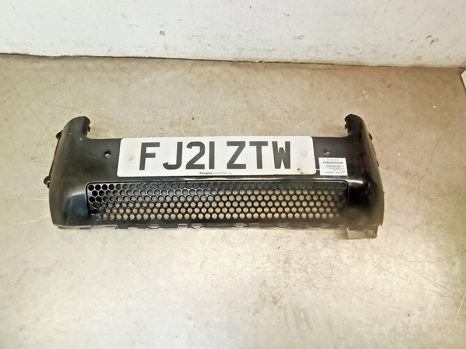 Land-Rover-Defender-L663-19-22