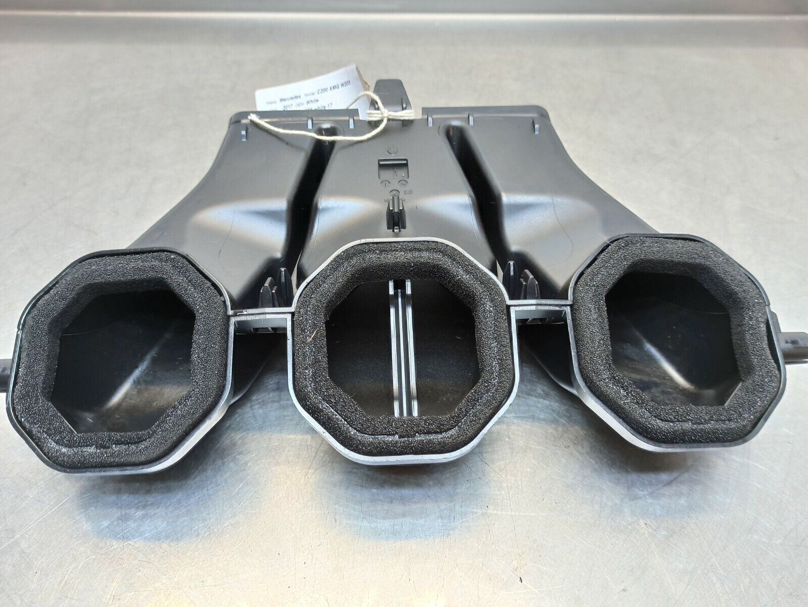 MERCEDES-BENZ 2014-2020 C200 W205 Dashboard Center Air Duct A2058309001 - Image 3