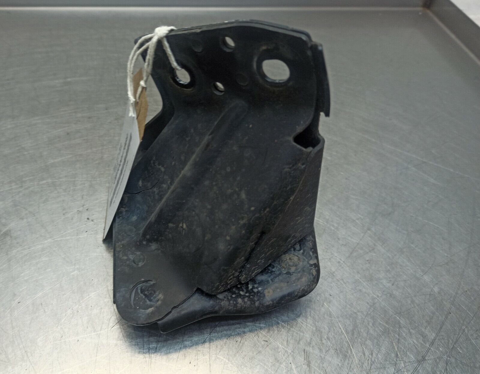 Seat Ibiza 6F MK5 2017-2020 1.0 Petrol ABS Pump Mount Bracket 2Q2614235C - Image 5