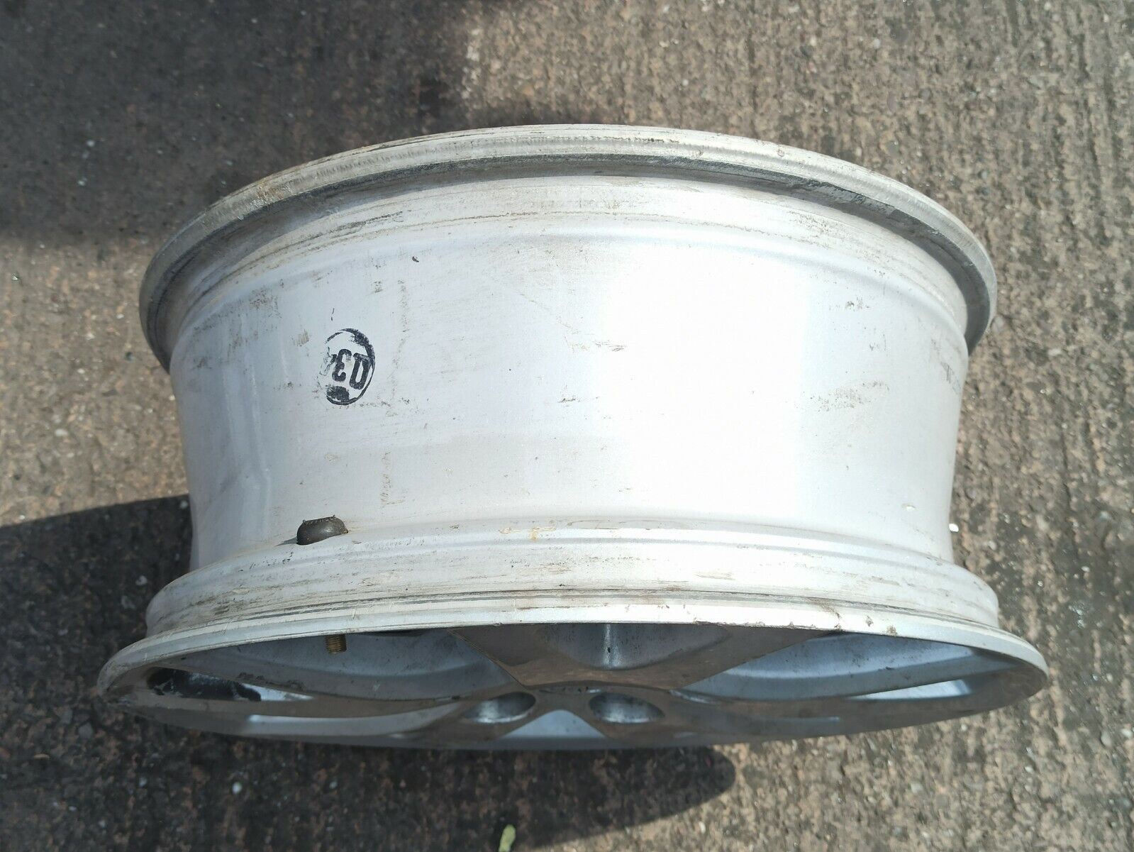 Toyota Corolla 16 Inch Alloy Wheel 61/2JX16CHET45 - Image 3