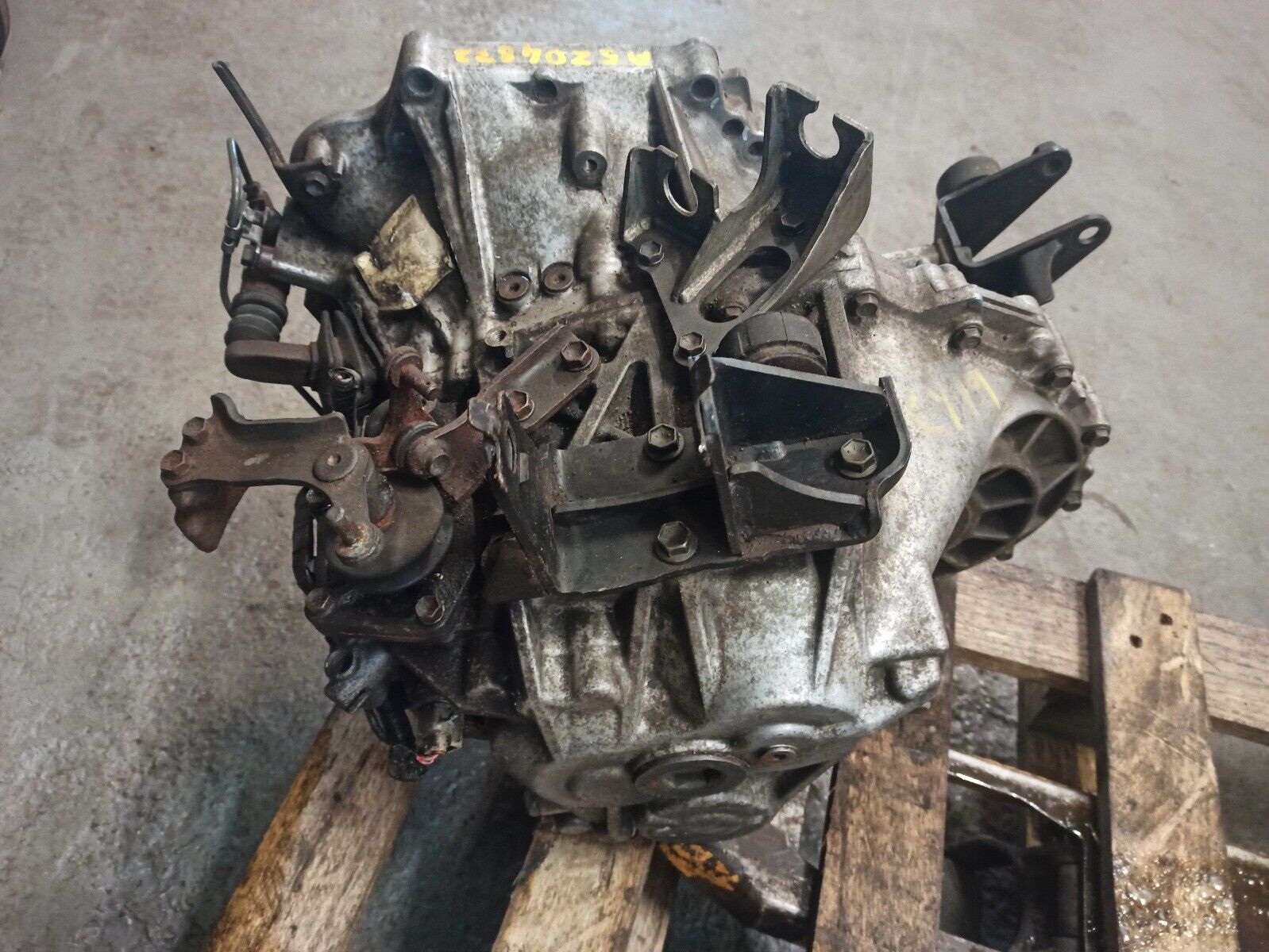 2004-2009 Toyota Avensis 2.2 Diesel 6 Speed Gearbox A5Z04872 - Image 5