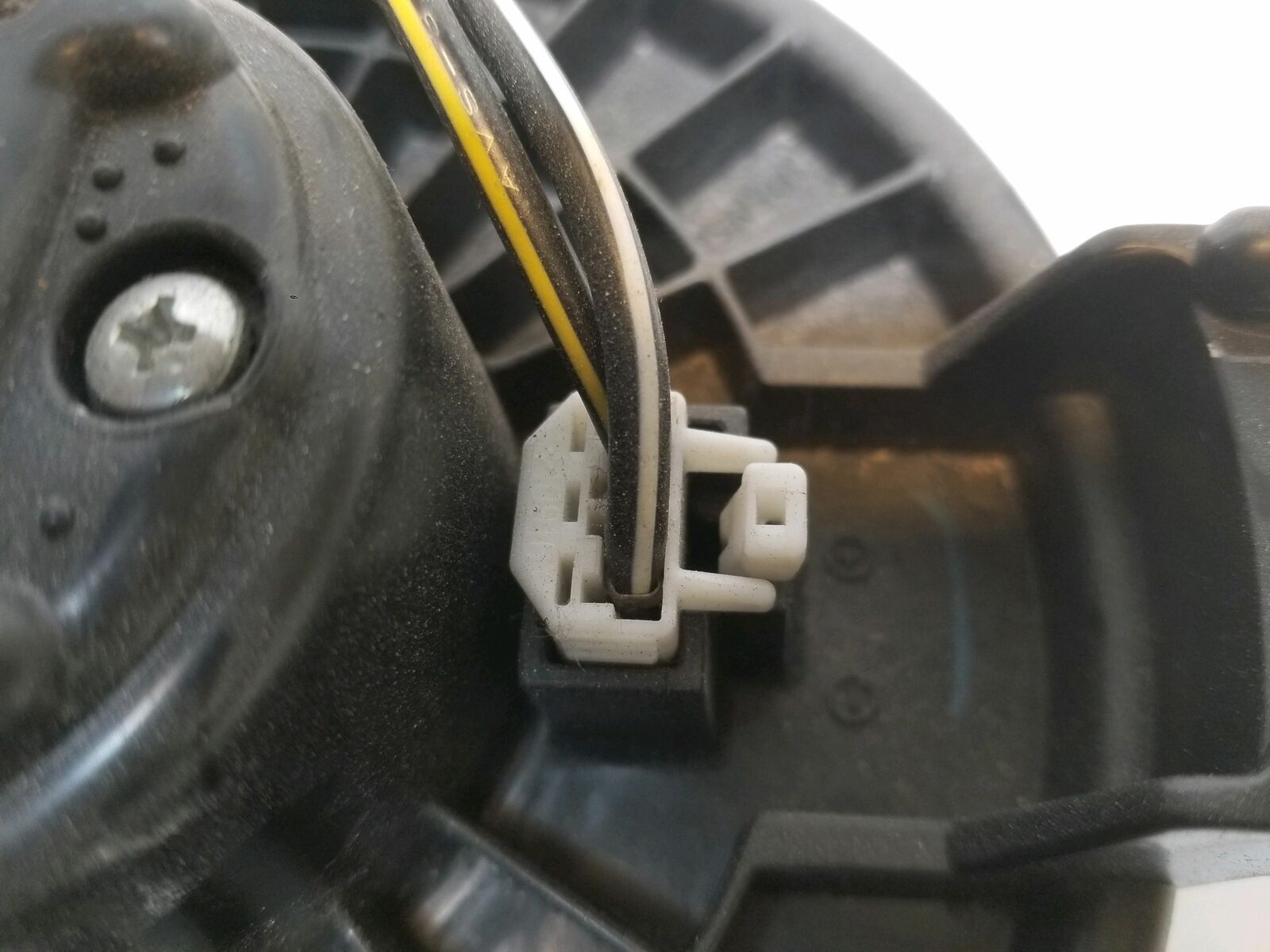 2007 Suzuki Swift MK2 Genuine Heater Blower Motor AV272700-0301 CB-K9 - Image 3