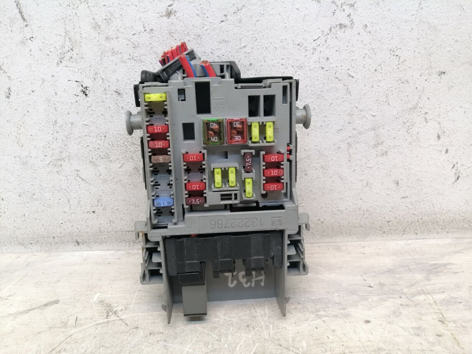 2009-2013 Vauxhall Insignia Fuse Box 13222786 - Image 6