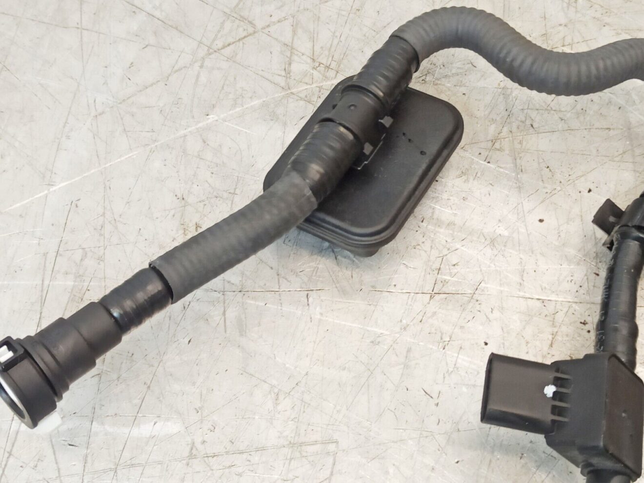 Audi A1 MK2 2019-2022 1.0 Petrol Vacuum Hose Pipe 05E906052