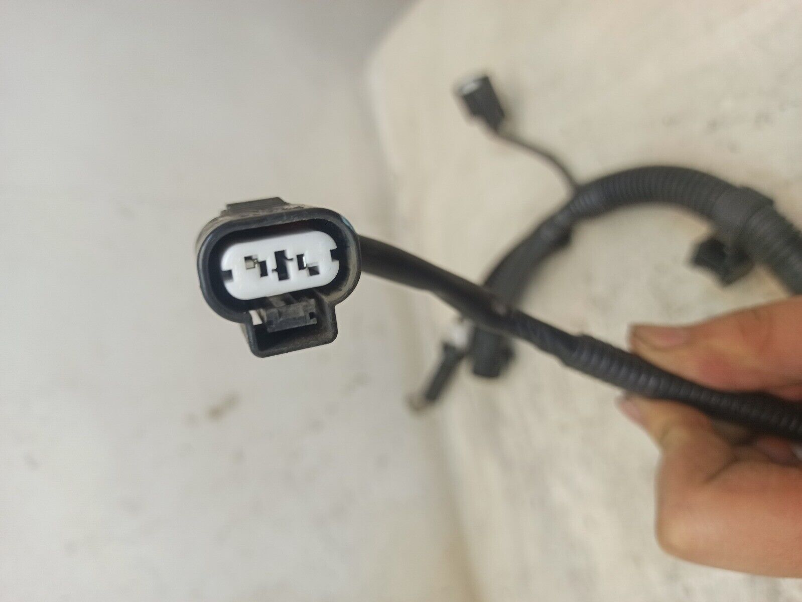 MITSUBISHI OUTLANDER 2015-2020 Diesel 2.2 Fuel Injector Rail Wiring Loom - Image 4