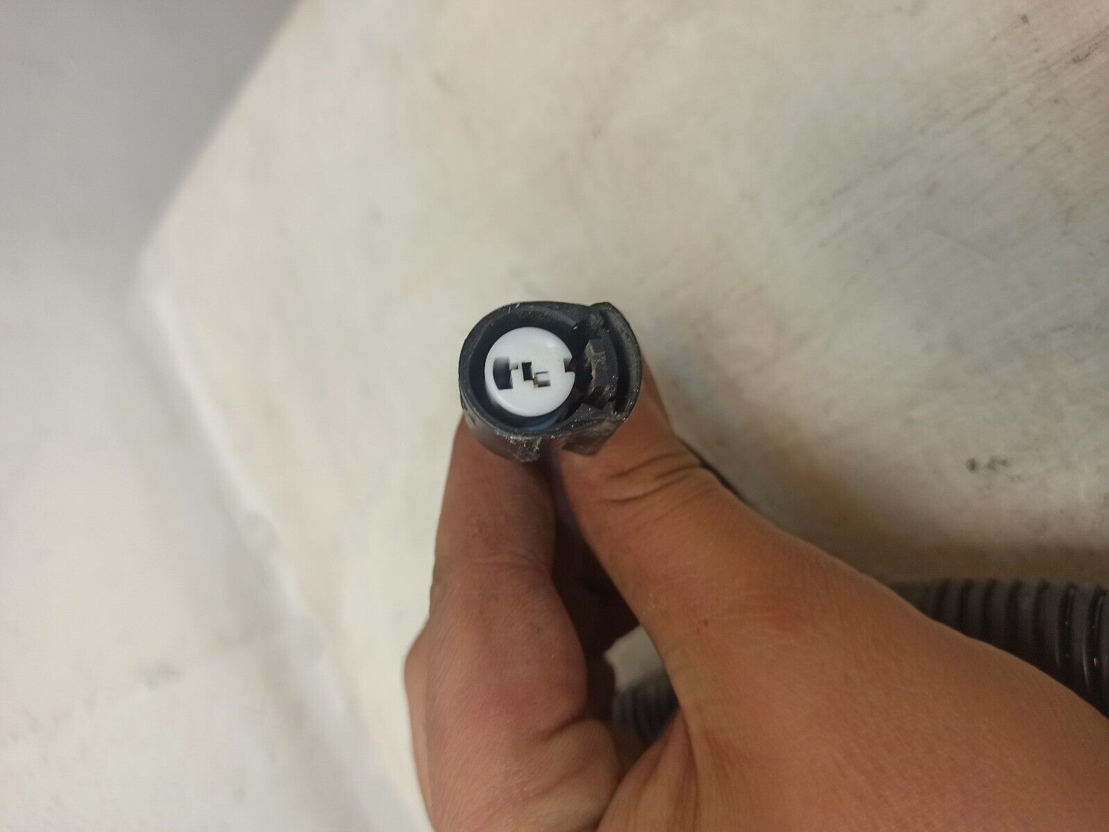 MITSUBISHI OUTLANDER 2015-2020 Diesel 2.2 Fuel Injector Rail Wiring Loom - Image 5