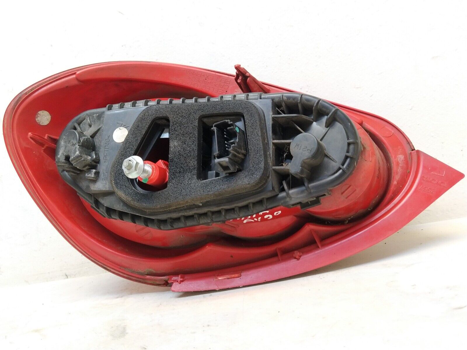 Toyota Aygo 2005-2014 AB10 1.0 Petrol Rear Light Passenger Side Rear N/S/R - Image 4