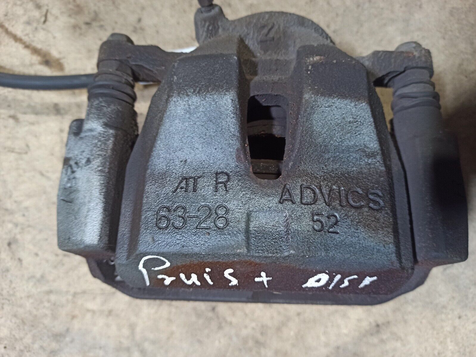 Toyota Prius Plus 2012-2017 1.8 Hybrid Petrol Brake Caliper O/S/F - Image 7