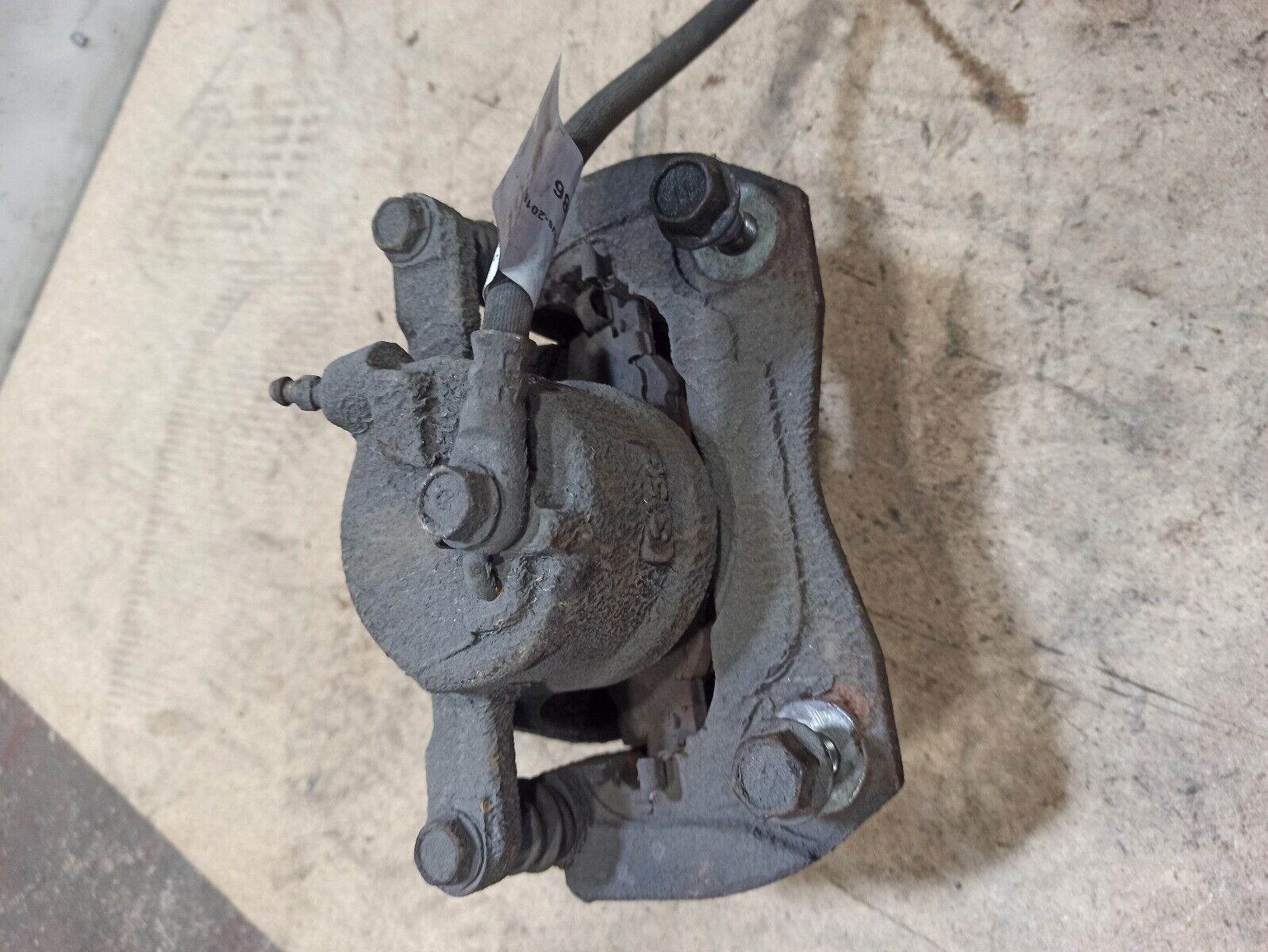 Toyota Prius Plus 2012-2017 1.8 Hybrid Petrol Brake Caliper O/S/F - Image 8