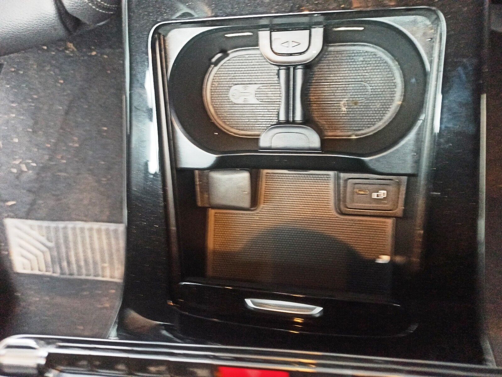 2019 Mercedes Benz W177 1.4 Half Leather Black Bare Centre Console - Image 6