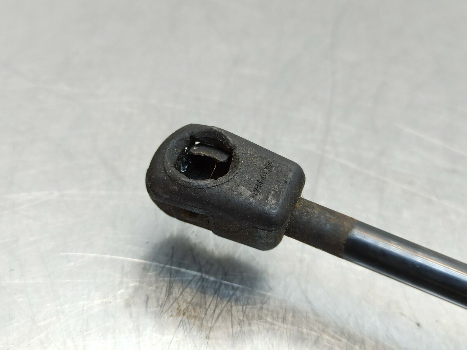 MERCEDES-BENZ 2014-2020 C 200 W205 Front Bonnet Strut N/S/F - Image 5