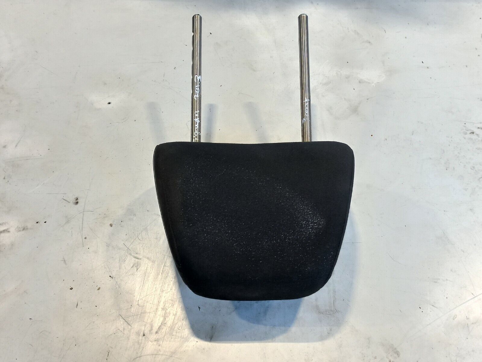 VW Tiguan 5N 2007-2012 Front Seat Head Rest Driver Side Front O/S/F - Image 3