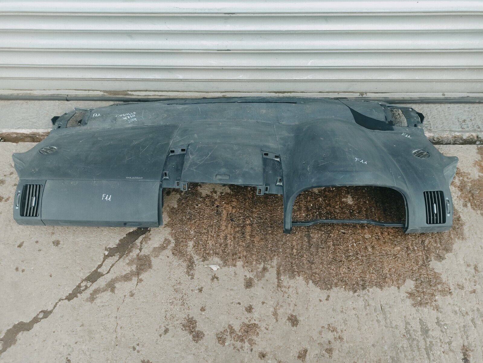 Toyota Corolla Verso 2008 Interior Dashboard - Image 3