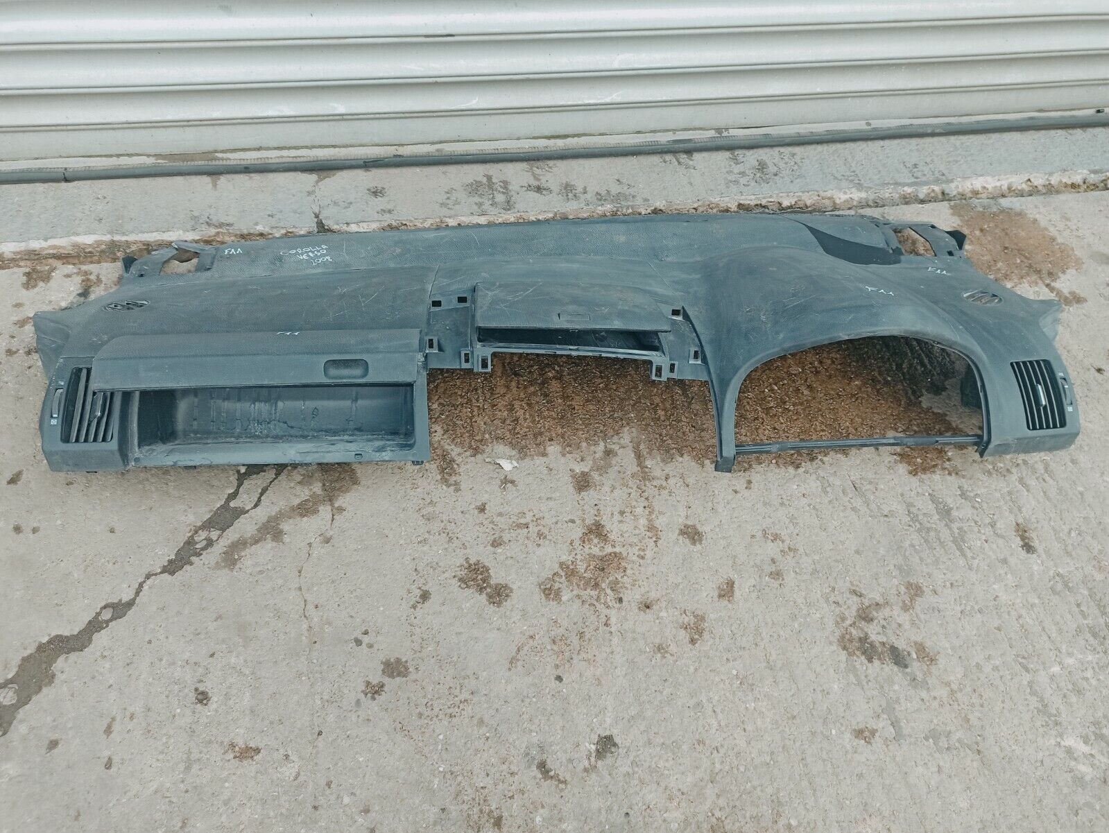 Toyota Corolla Verso 2008 Interior Dashboard - Image 7