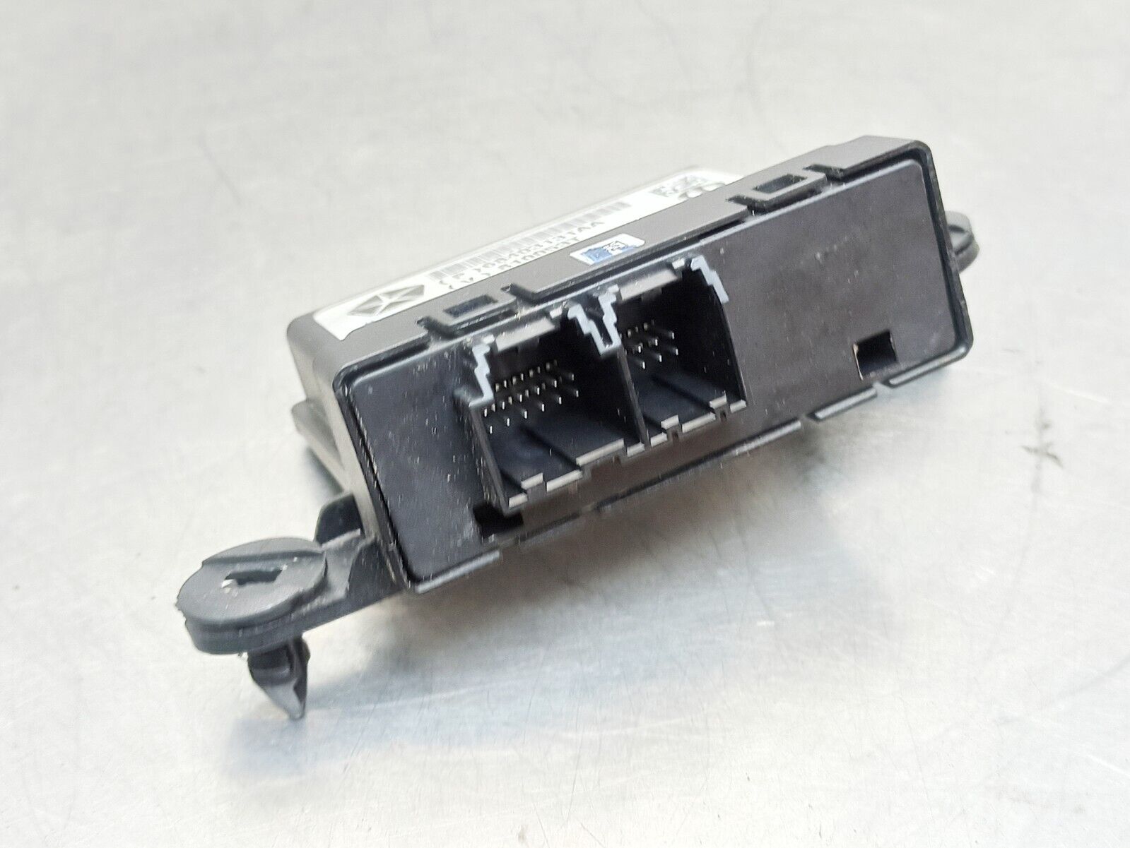 Jeep Compass 2018-2021 Rear Parking Sensor Control Module 68403131AA ...