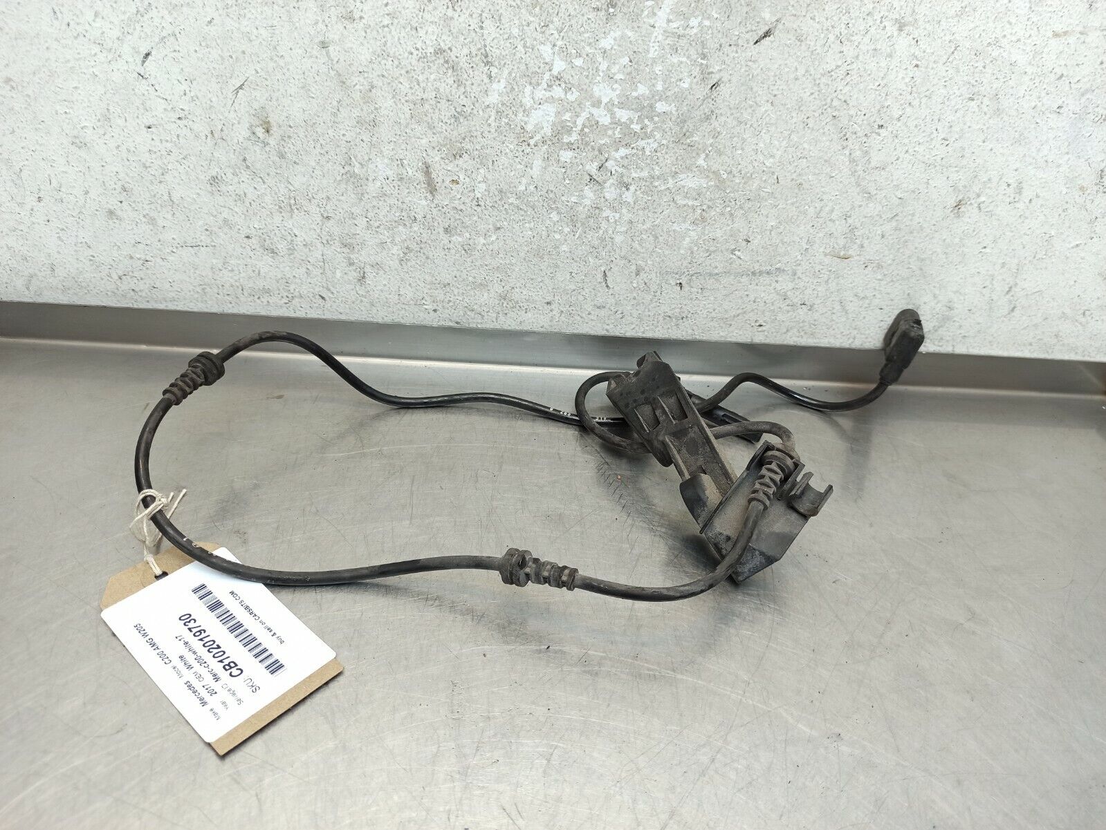 MERCEDES-BENZ 2014-2020 C 200 W205 Front Right ABS Sensor O/S/F A2059058003 - Image 3