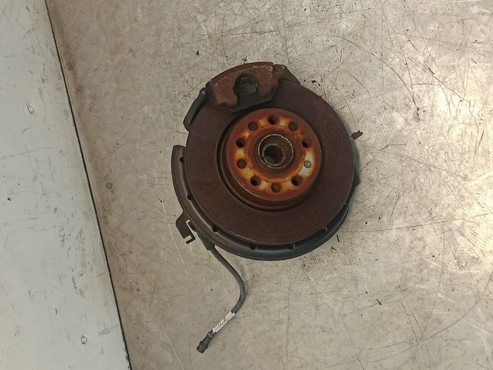 VW Golf MK5 04-08 1.6 Brake Caliper Disc Wheel Baring Hub O/S/F - Image 4