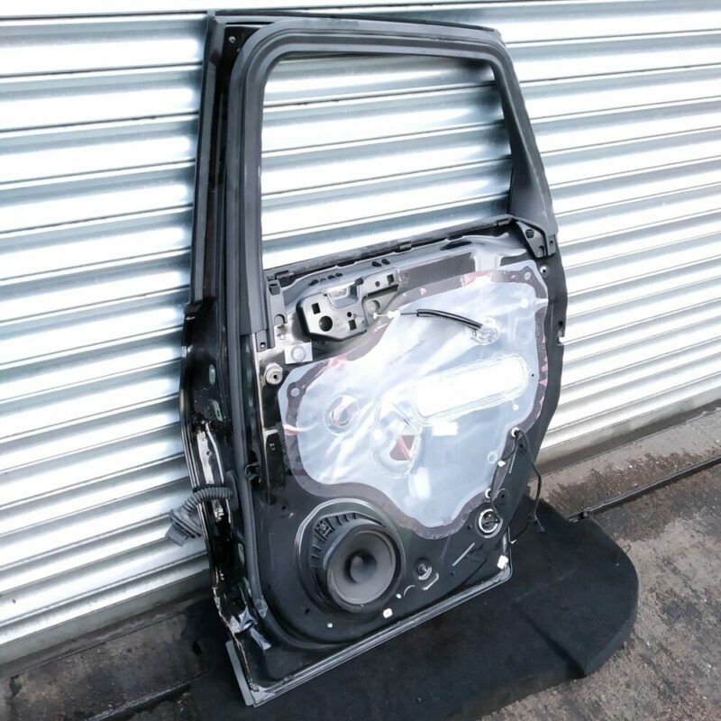 2017 Vauxhall Crossland X Genuine Rear Door Driver OS Black GB0 HU-H94 - Image 8