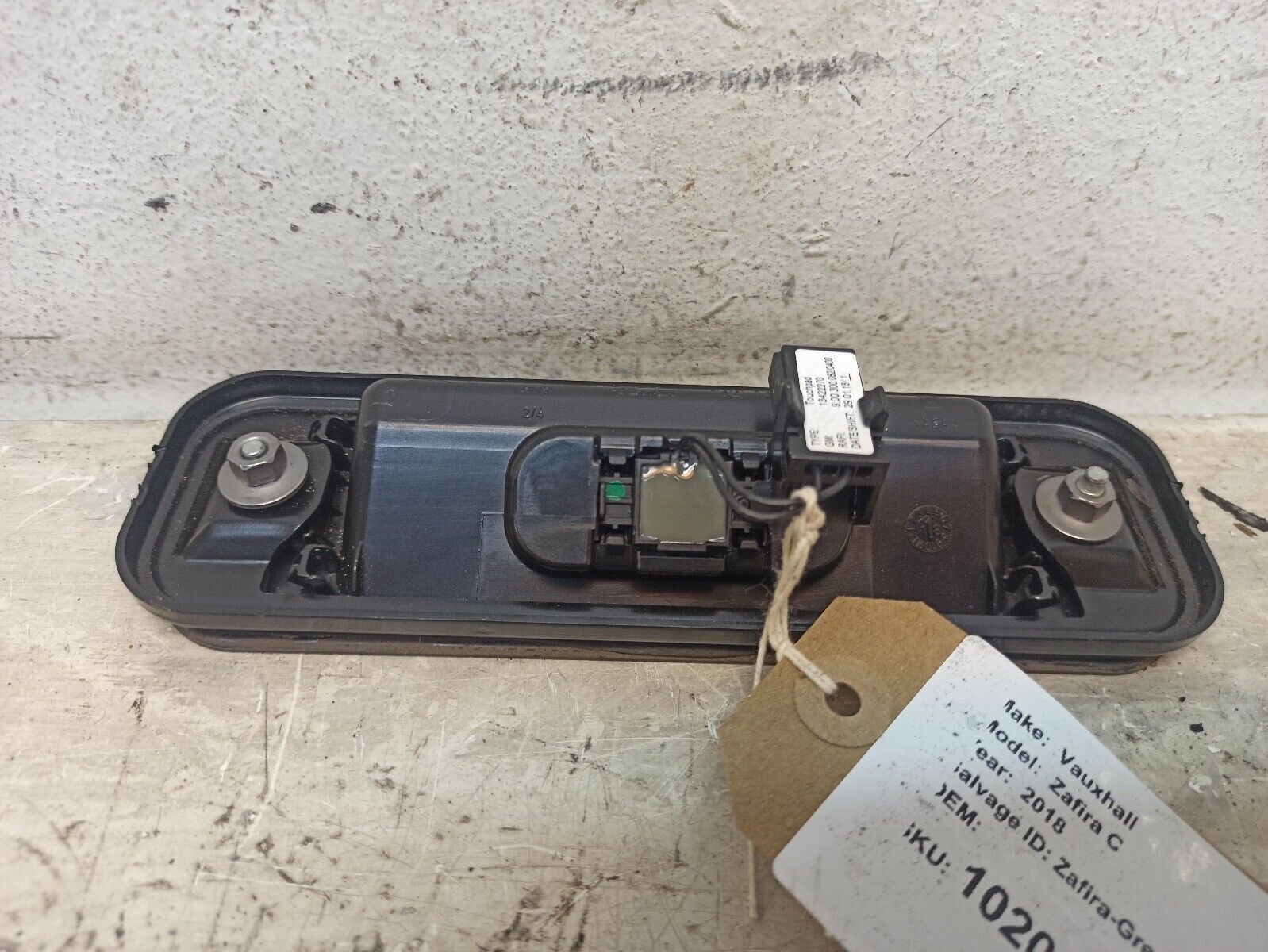 2018 Vauxhall Zafira Tourer 1.4 Boot Handle 13422270 - Image 4