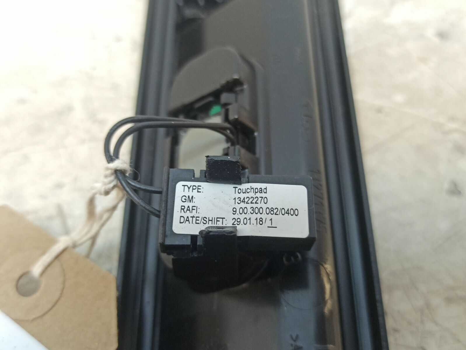 2018 Vauxhall Zafira Tourer 1.4 Boot Handle 13422270 - Image 5