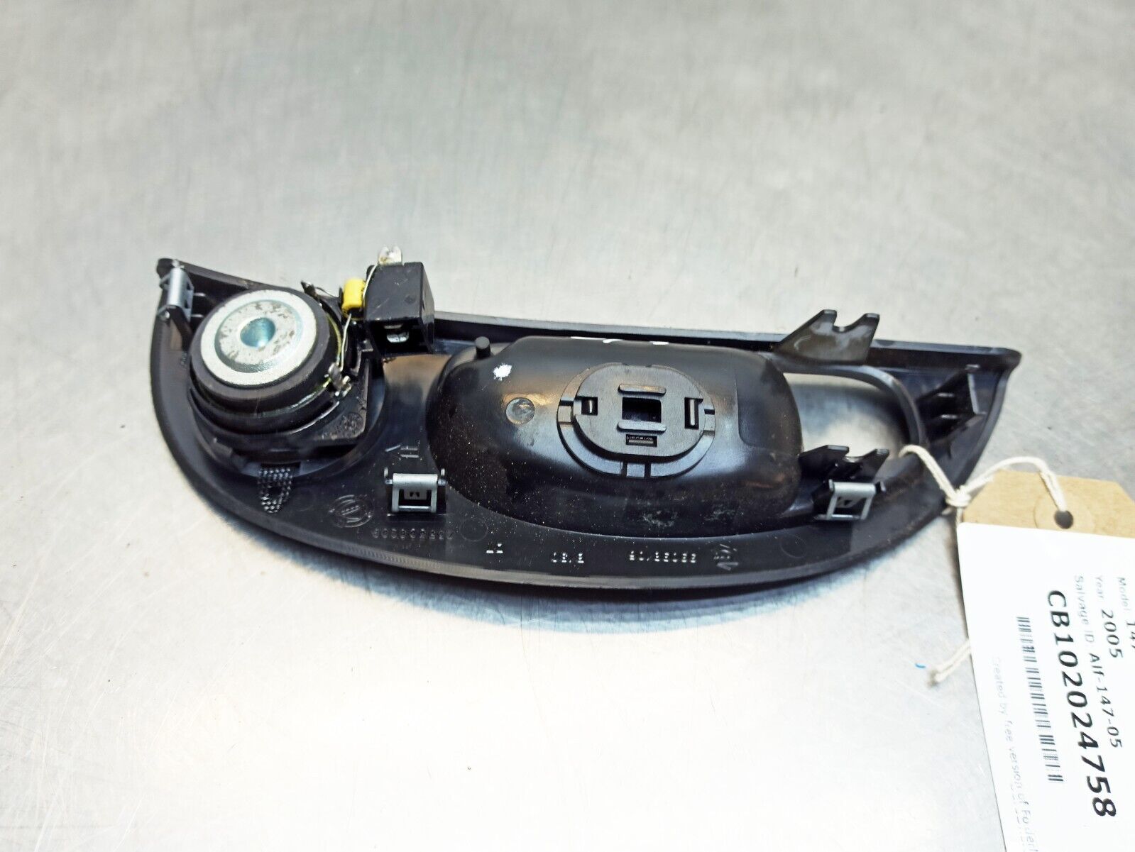 Alfa Romeo 147 2000-2010 Front Door Handle Surround Tweeter