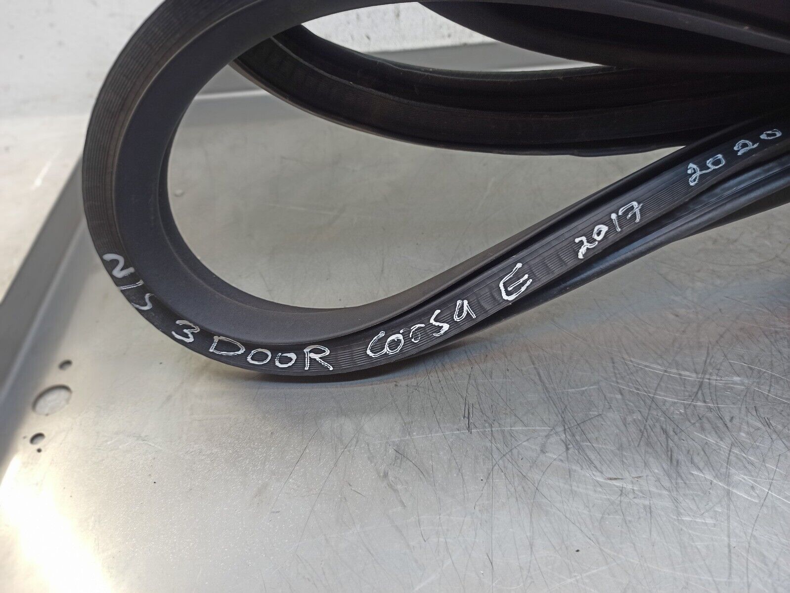 Vauxhall Corsa E 2015-2019 3 Door Rubber Surrounding Seal N/S - Image 3