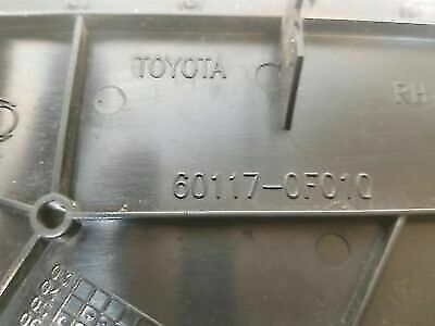 2005 Toyota Corolla Verso Genuine O/S Front Wing Top Trim 60117-0F010 CB-YC19 - Image 5