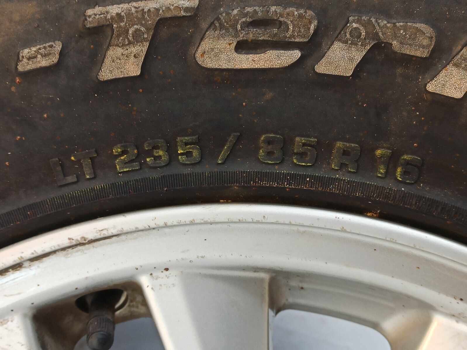 2015 Mitsubishi LT 200 16 Inch Alloy Wheel 235/85R16 - Image 5