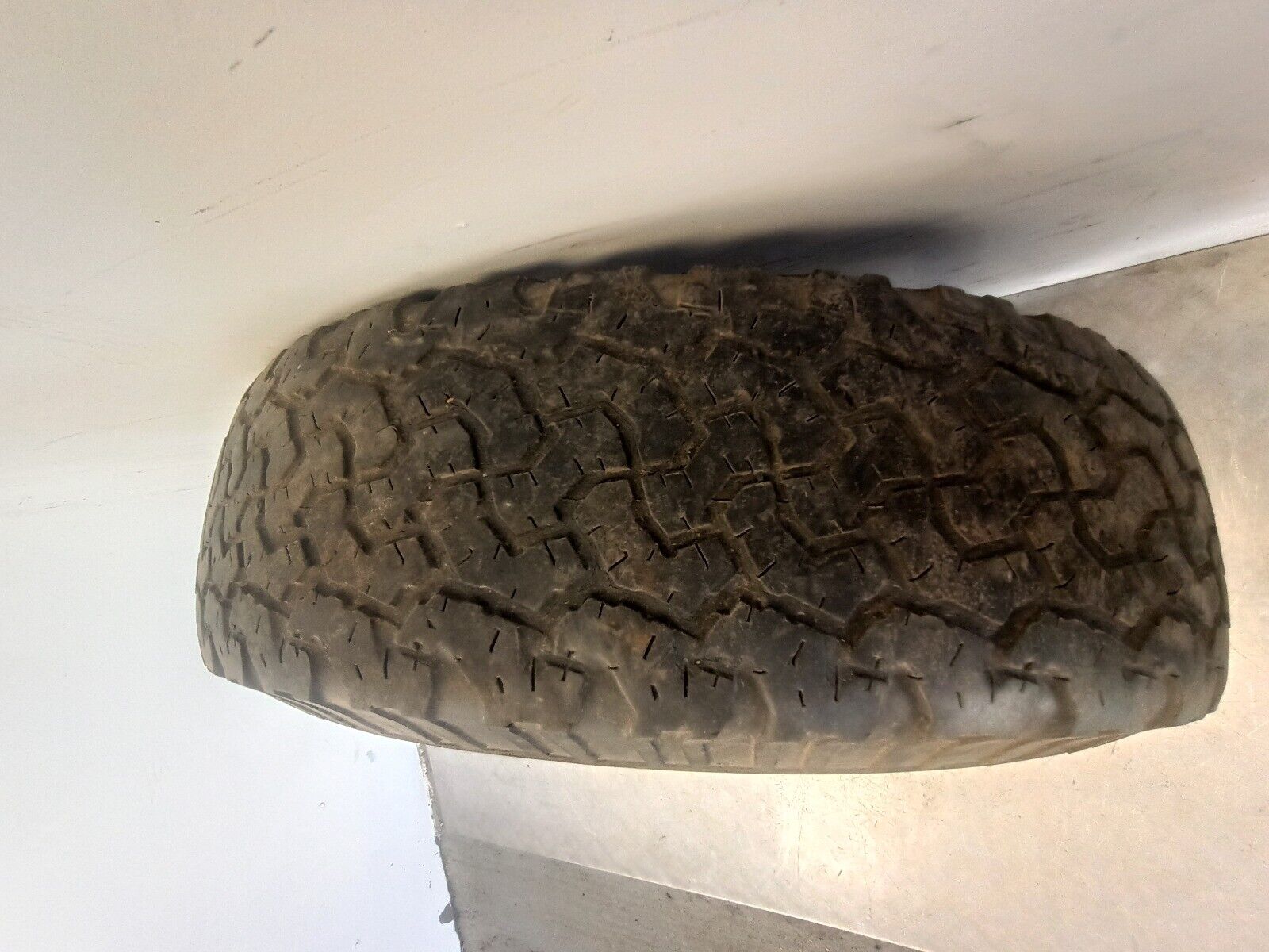 2015 Mitsubishi LT 200 16 Inch Alloy Wheel 235/85R16 - Image 7