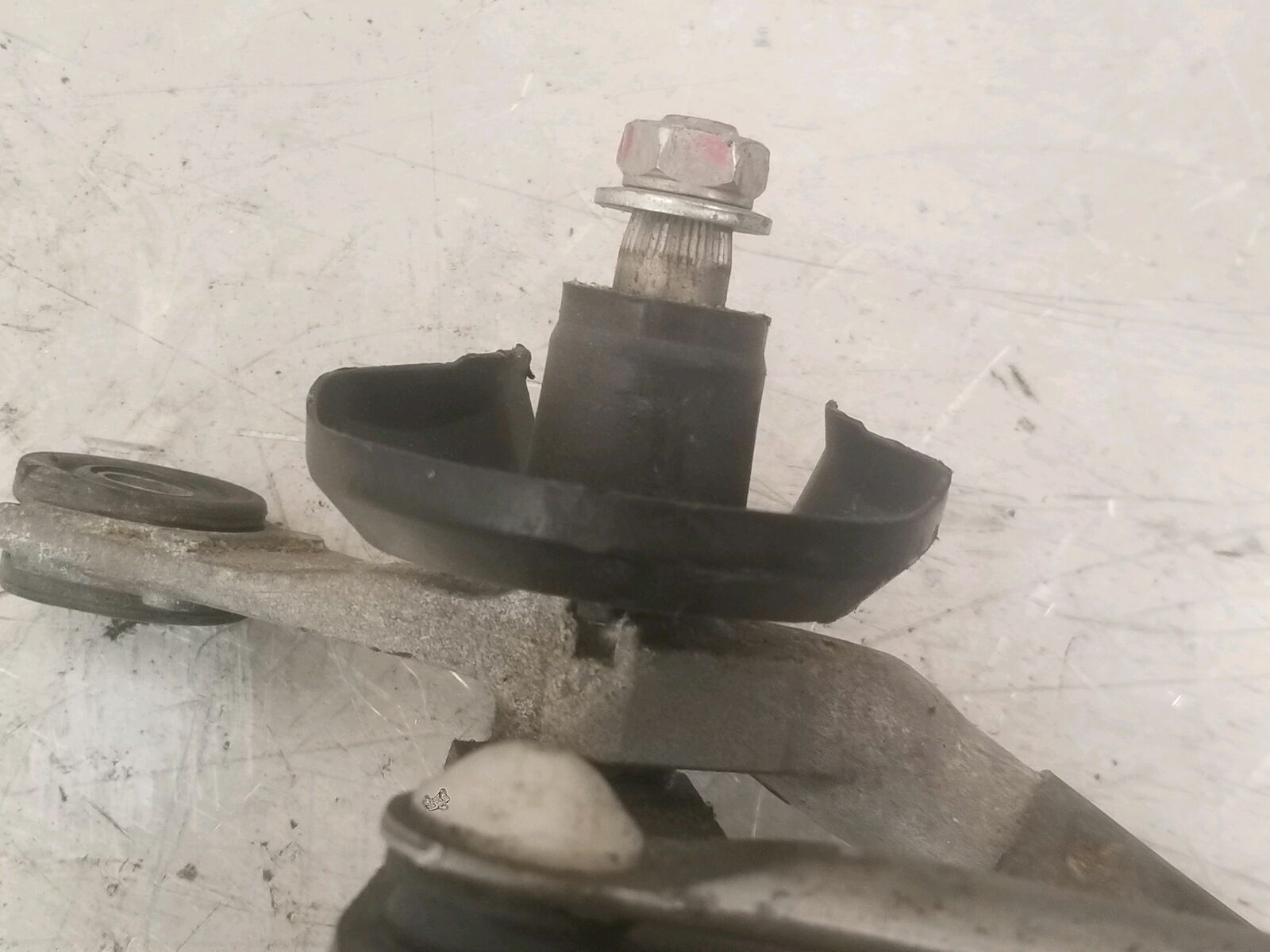 2010 Toyota Urban Cruiser NSP1 Genuine Wiper Motor and Linkage 8511052529.66667 - Image 8