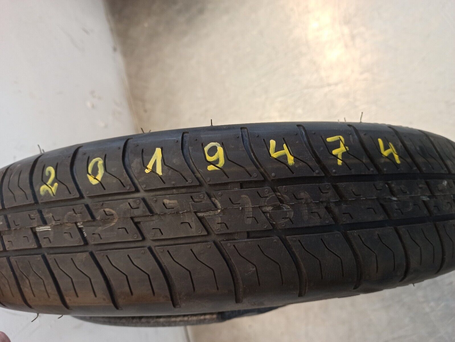 2012-2017 VW Golf MK6 16 Inch Spare wheel And Jack Kit T125/70D16 96M - Image 11