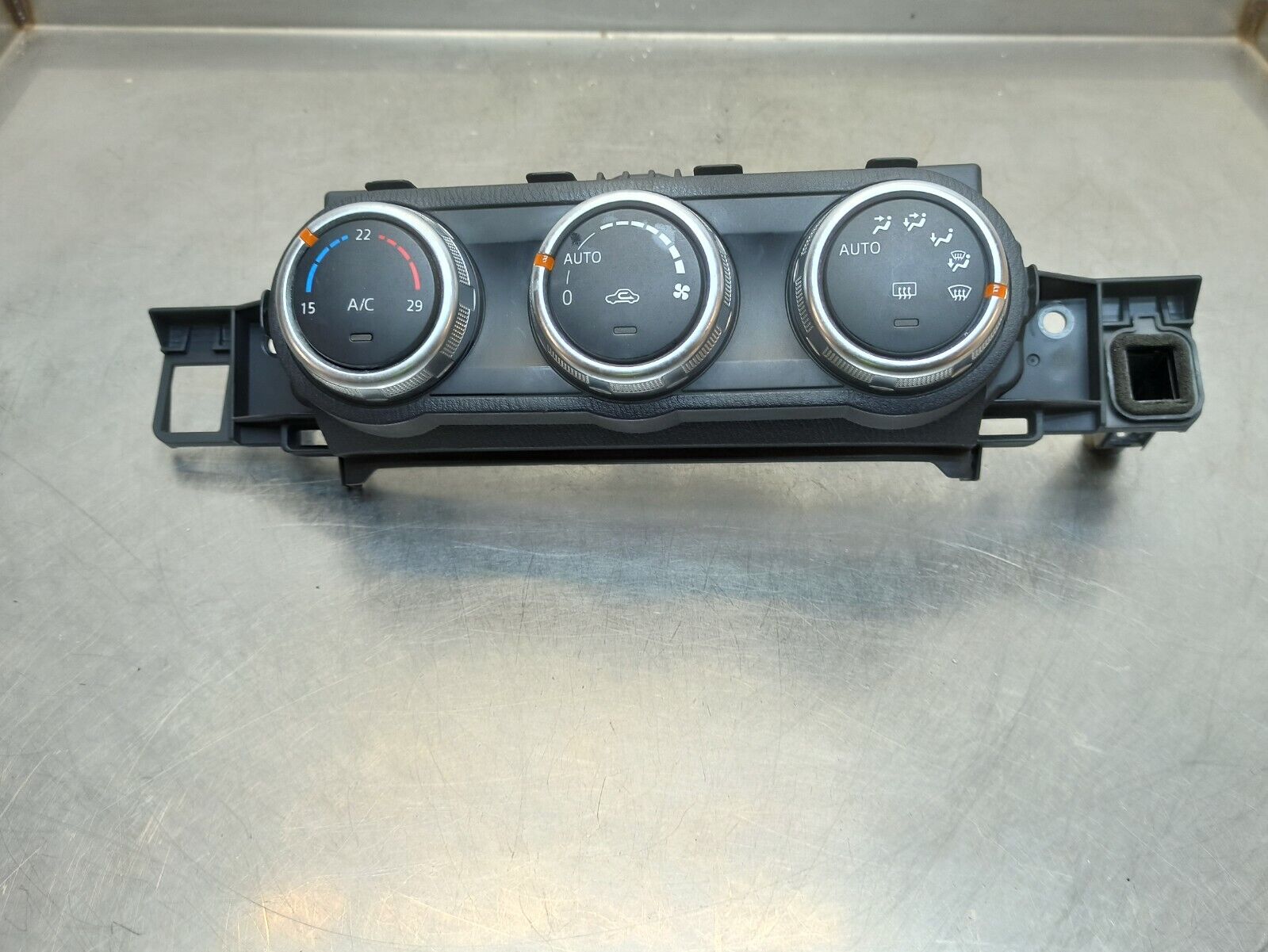 Fiat 124 Spider 20172020 Climate Control Switches