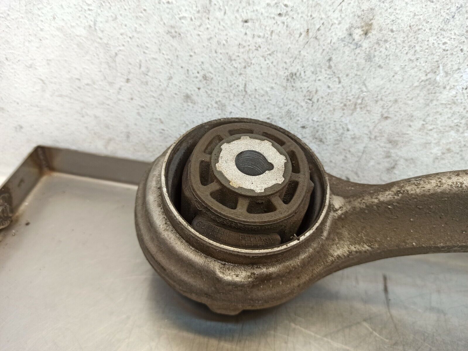 MERCEDES-BENZ 2014-2020 C 200 W205 Front Wishbone Control Arm N/S/F - Image 4